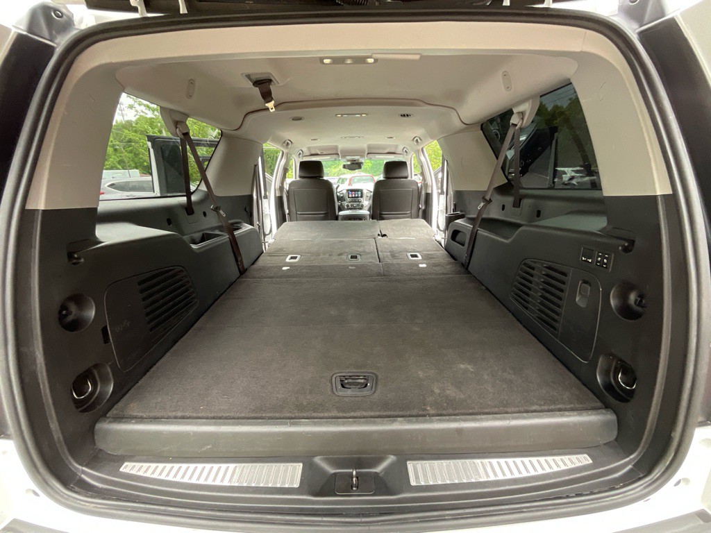 2017 Chevrolet Suburban Image 42