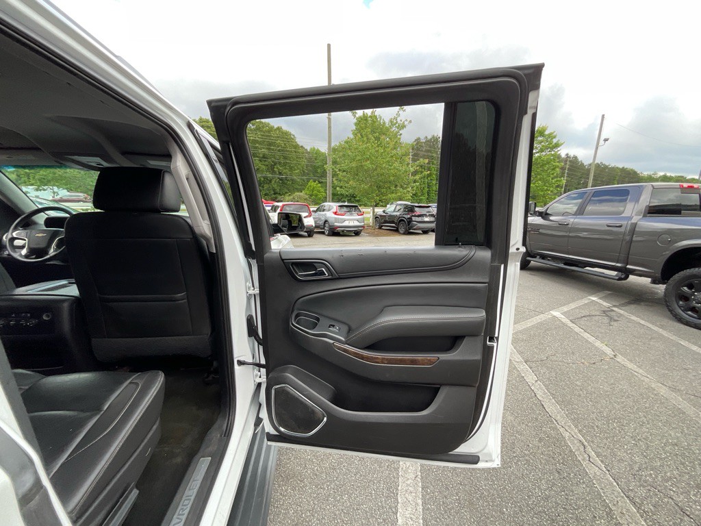 2017 Chevrolet Suburban Image 52