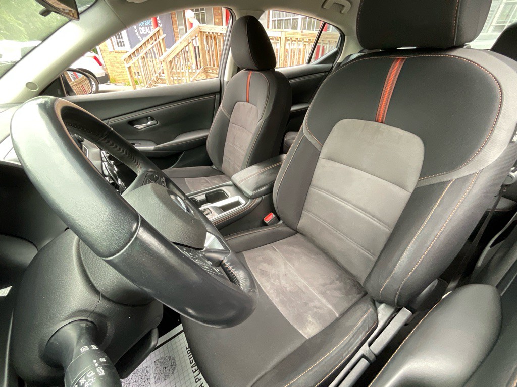2020 Nissan Sentra Image 16