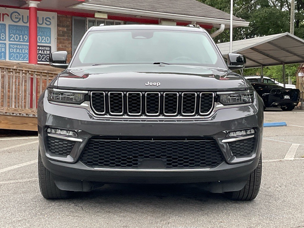 2022 Jeep Grand Cherokee Image 2