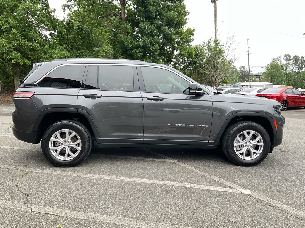 2022 Jeep Grand Cherokee Image 4