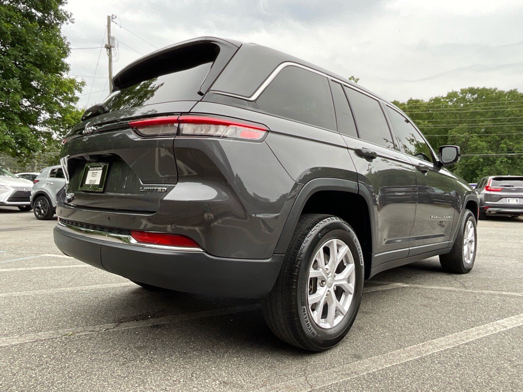 2022 Jeep Grand Cherokee Image 5