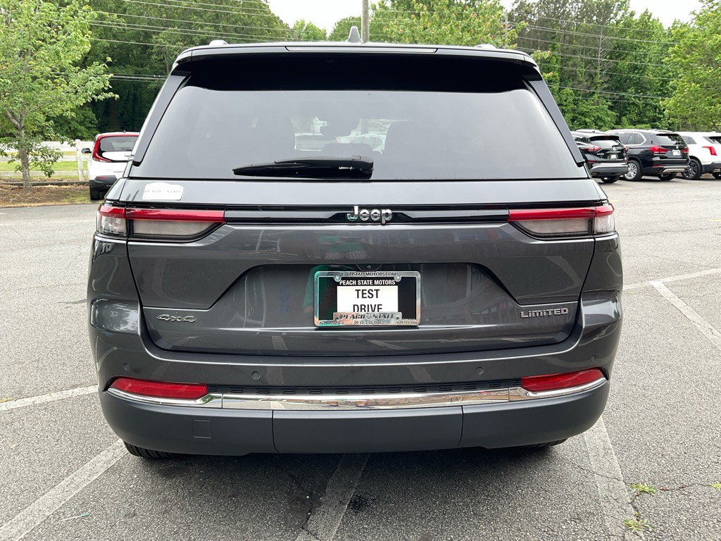 2022 Jeep Grand Cherokee Image 6