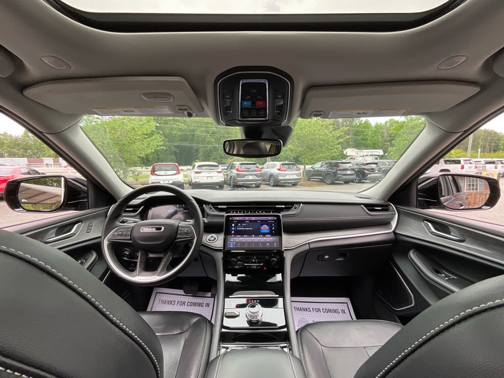 2022 Jeep Grand Cherokee Image 21