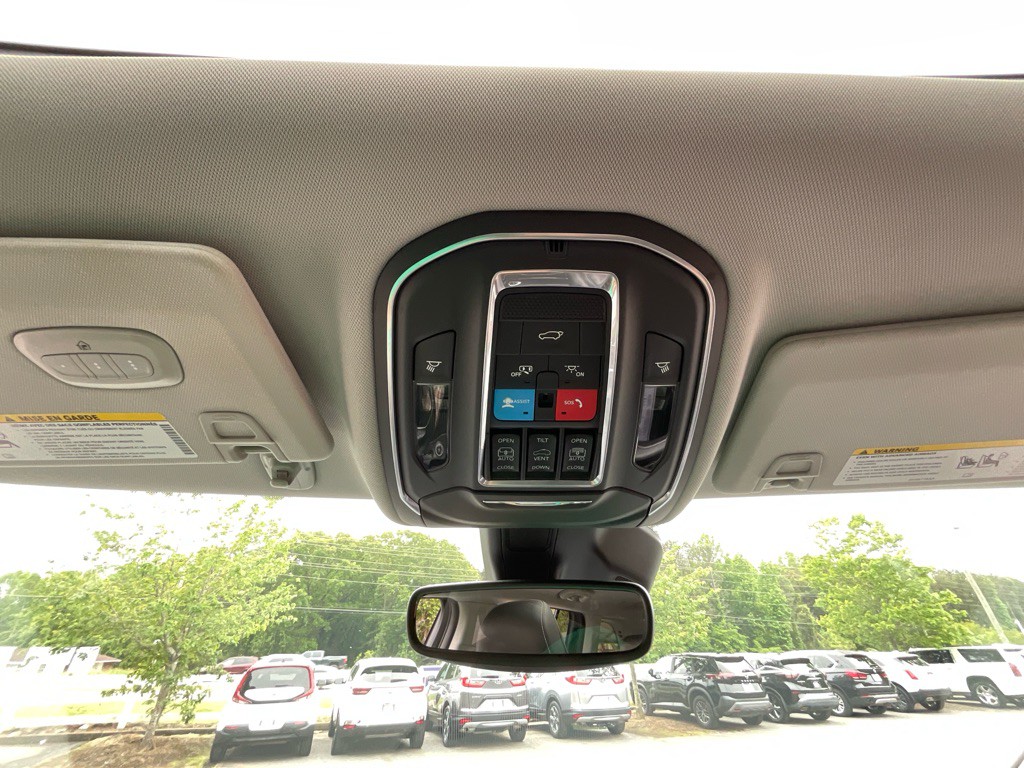 2022 Jeep Grand Cherokee Image 29