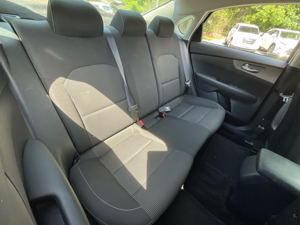 2019 Kia Forte Image 32