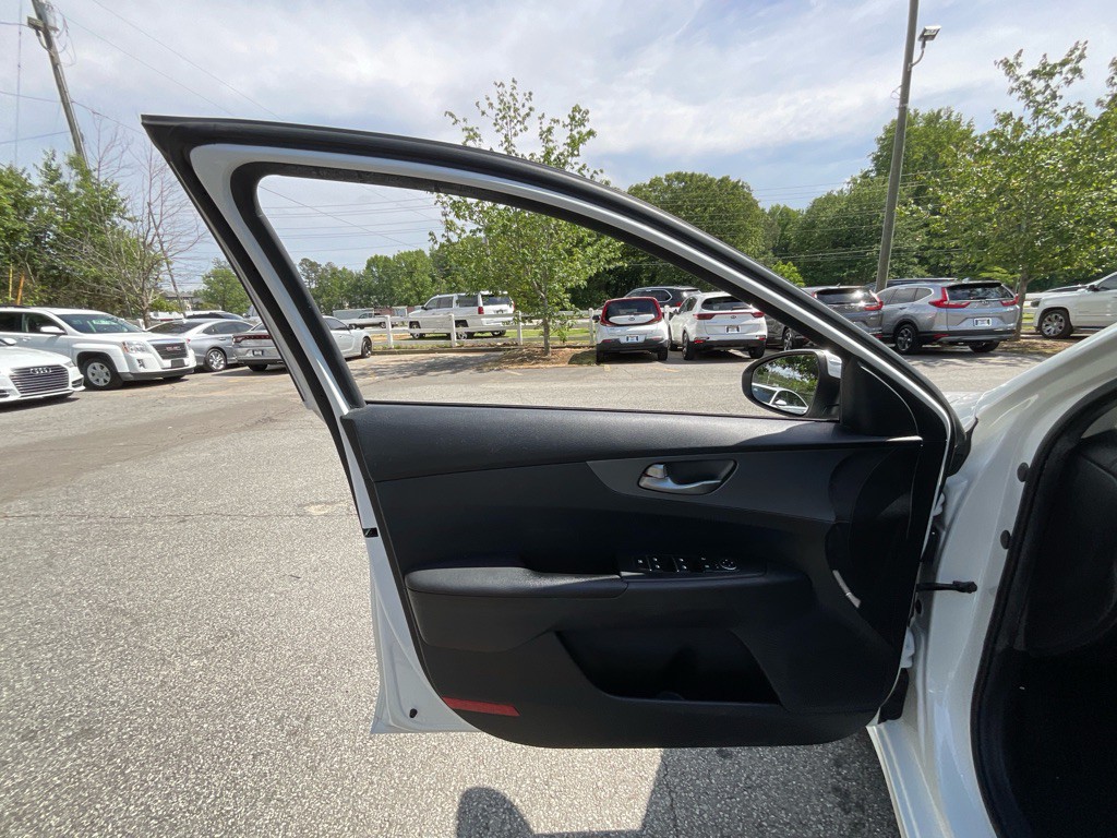 2019 Kia Forte Image 36