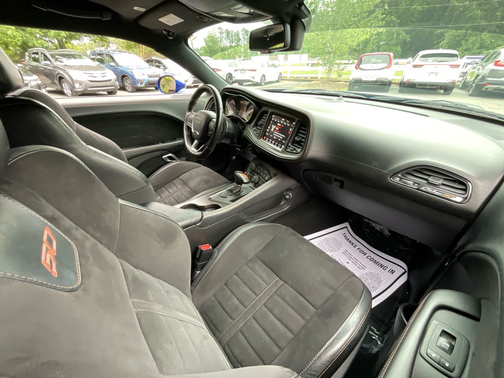2020 Dodge Challenger Image 18