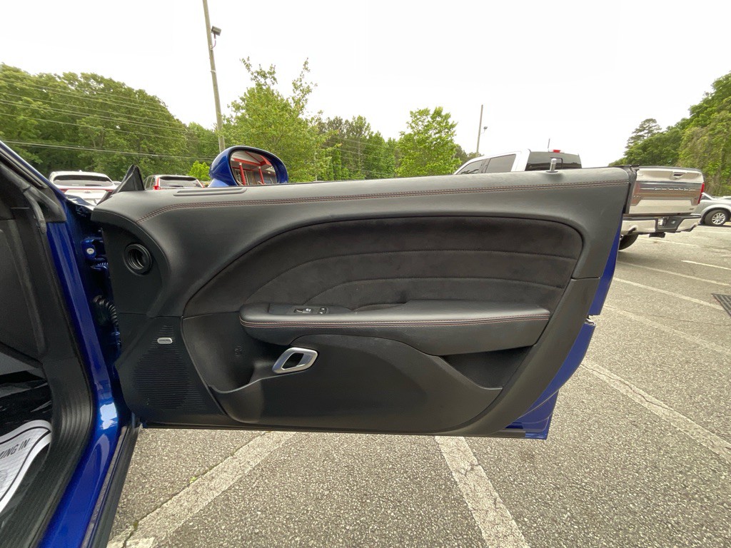 2020 Dodge Challenger Image 39