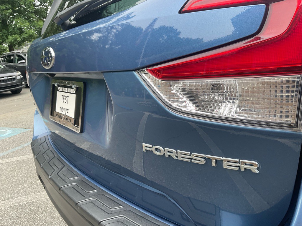 2021 Subaru Forester Image 10