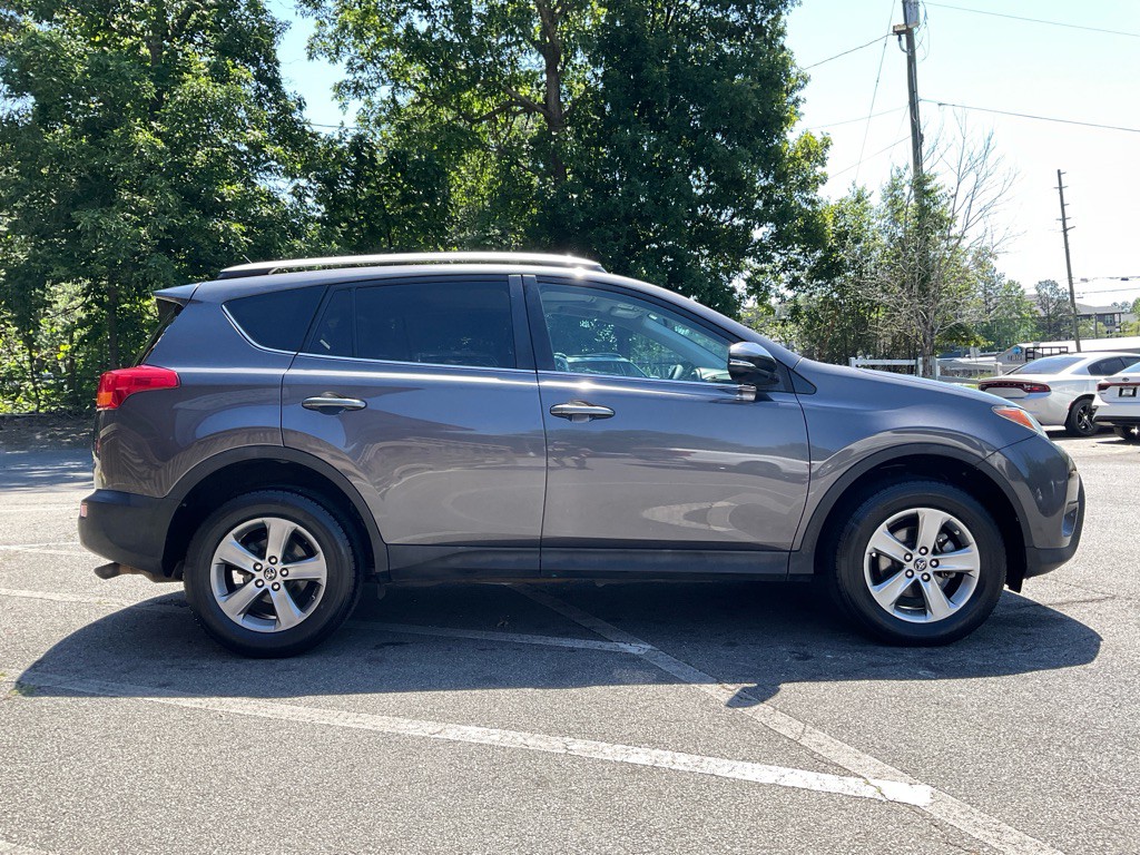 2015 Toyota Rav4 Image 4