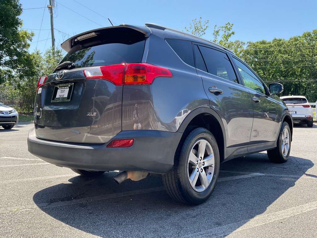2015 Toyota Rav4 Image 5