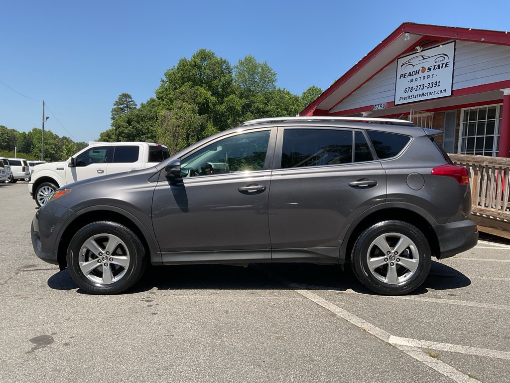 2015 Toyota Rav4 Image 8