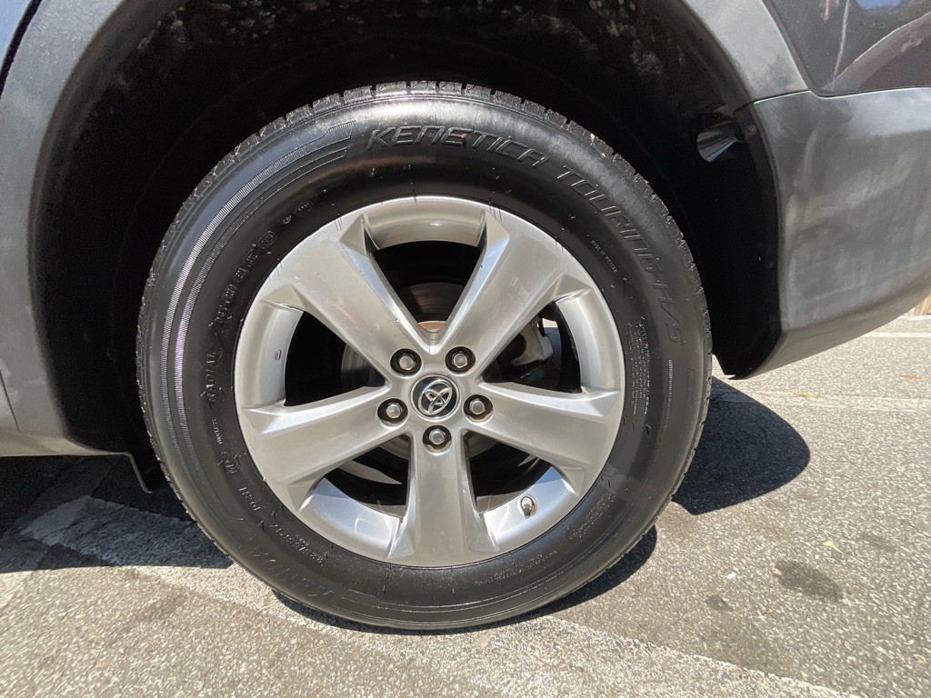 2015 Toyota Rav4 Image 12