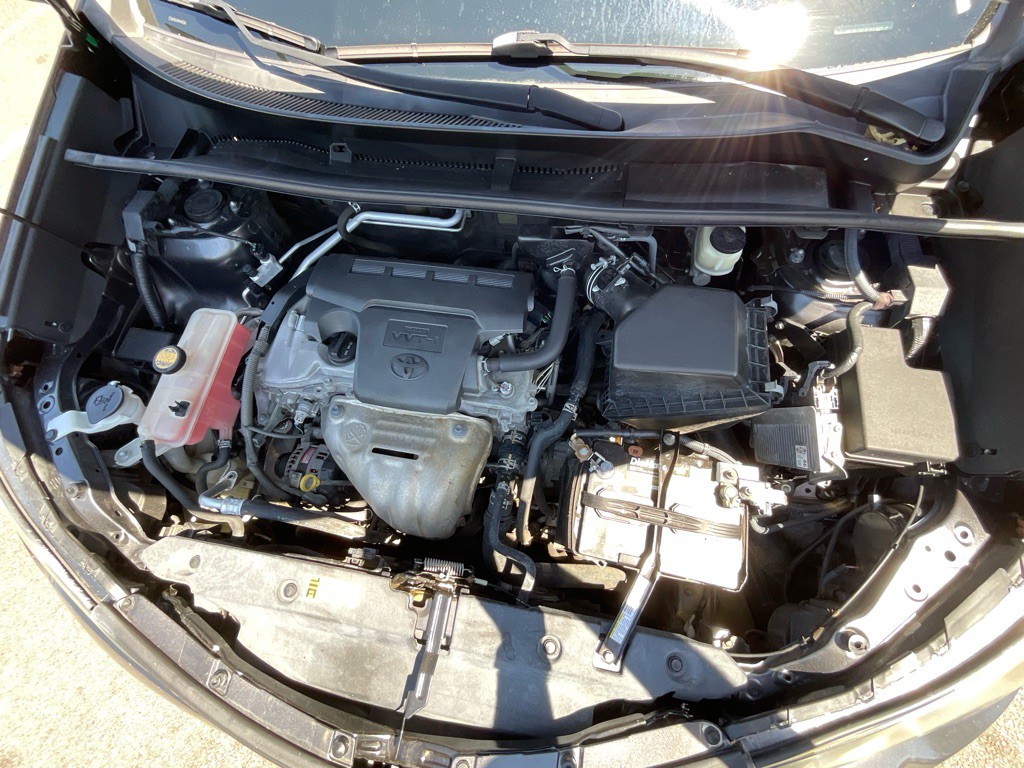 2015 Toyota Rav4 Image 13