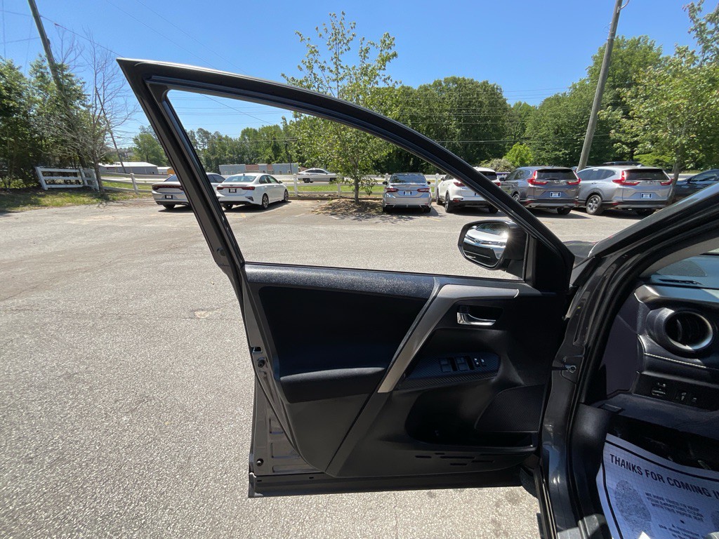 2015 Toyota Rav4 Image 40