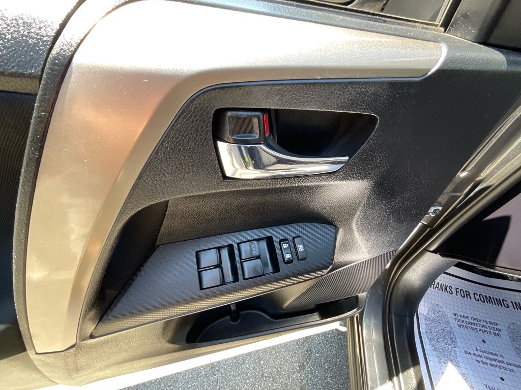 2015 Toyota Rav4 Image 41