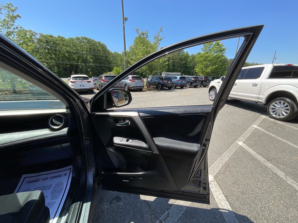 2015 Toyota Rav4 Image 44