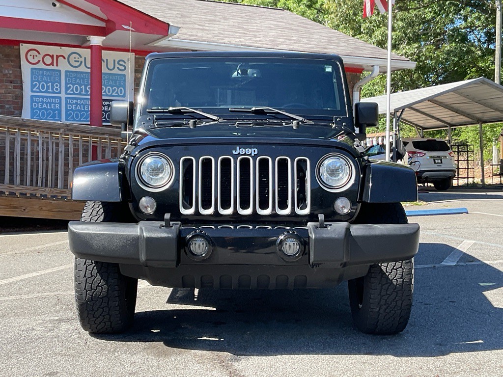 2017 Jeep Wrangler Unlimited Image 2
