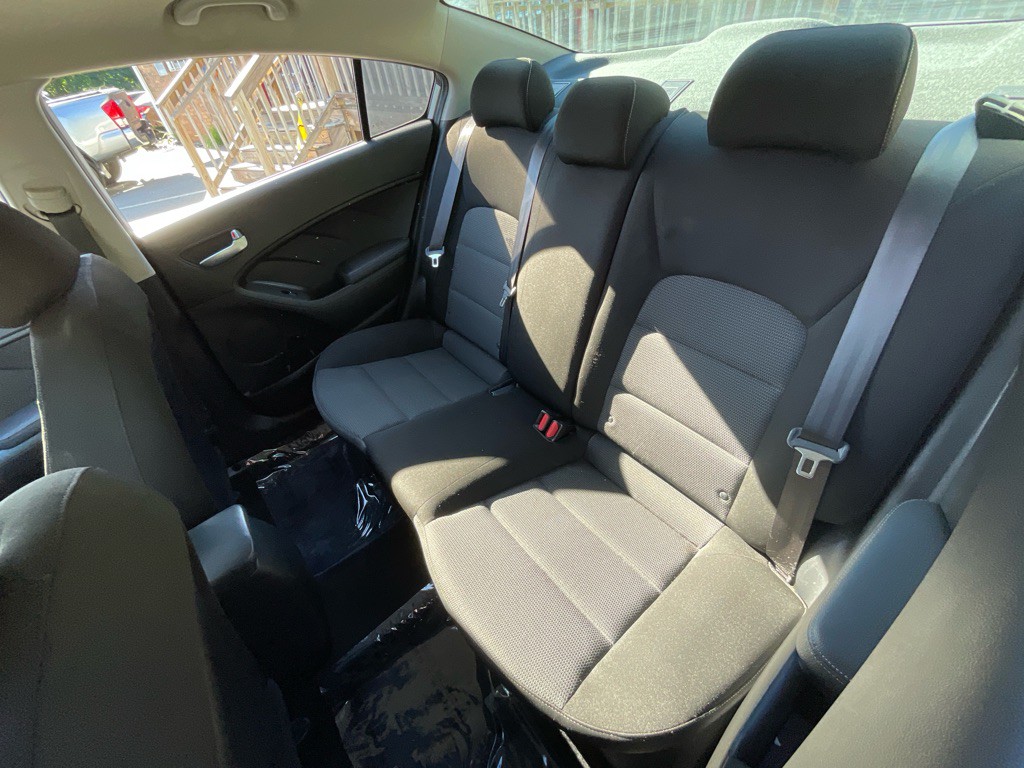 2017 Kia Forte Image 26