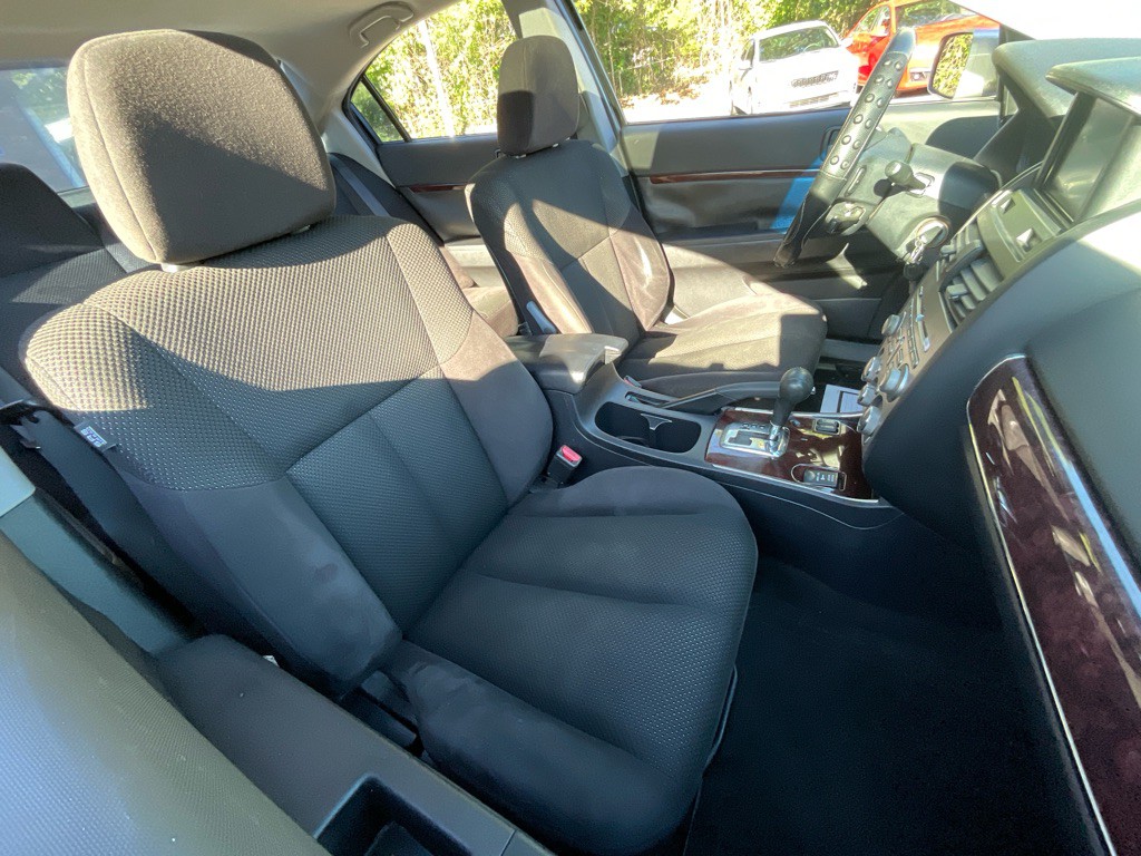2011 Mitsubishi Galant Image 19