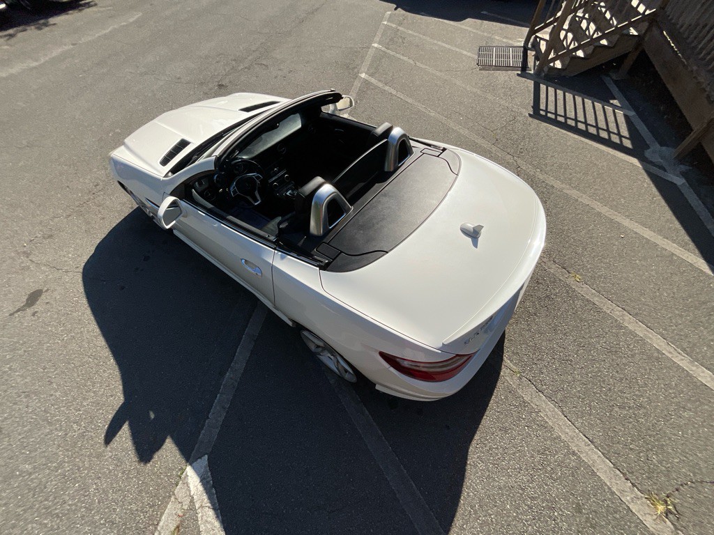 2016 Mercedes-Benz SLK-Class Image 10