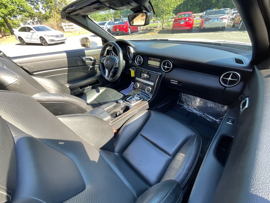 2016 Mercedes-Benz SLK-Class Image 17