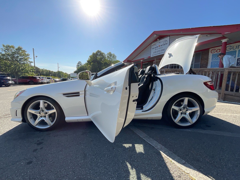 2016 Mercedes-Benz SLK-Class Image 27