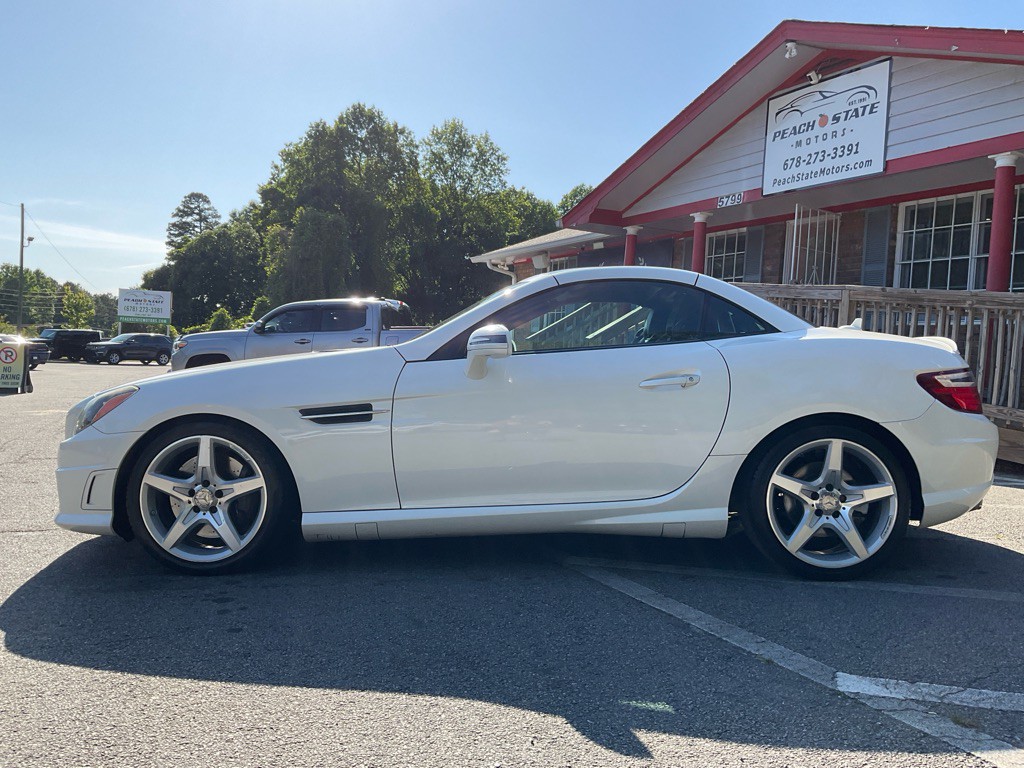 2016 Mercedes-Benz SLK-Class Image 36