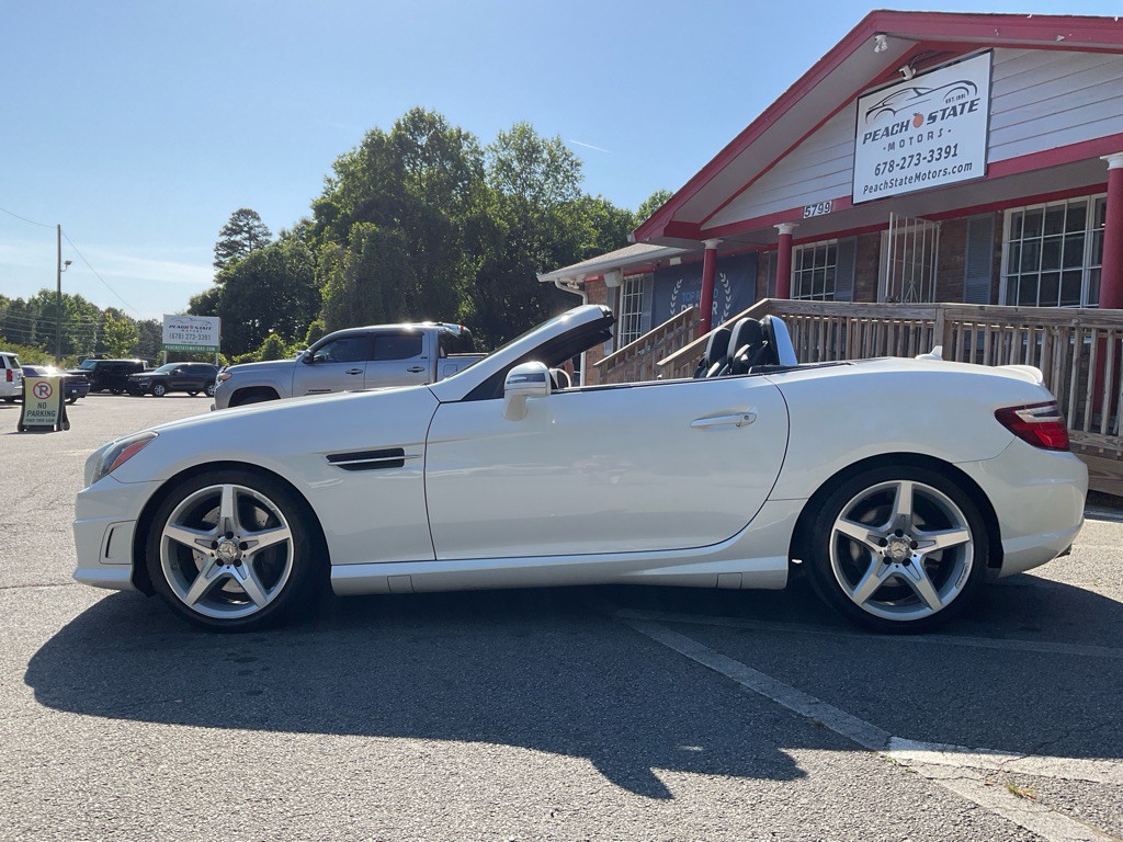 2016 Mercedes-Benz SLK-Class Image 8