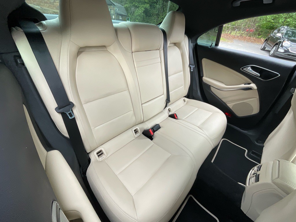 2019 Mercedes-Benz CLA-Class Image 32