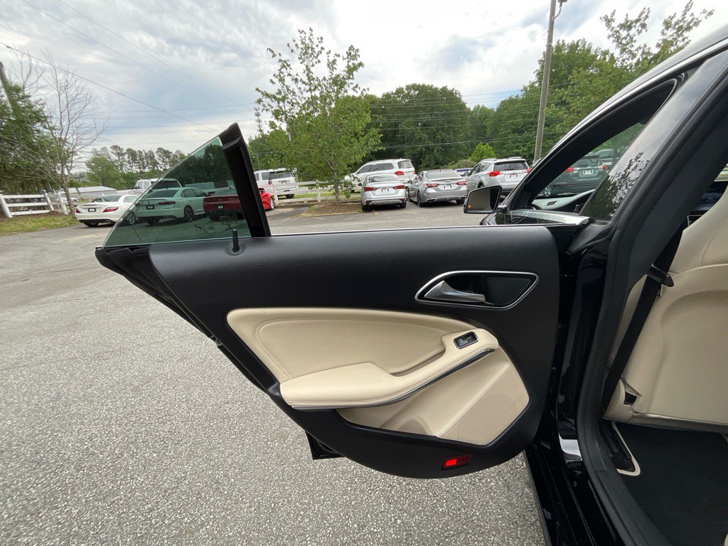 2019 Mercedes-Benz CLA-Class Image 41