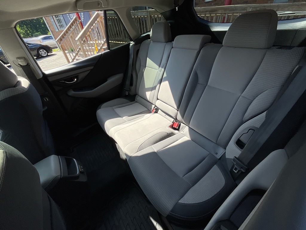 2020 Subaru Outback Image 32