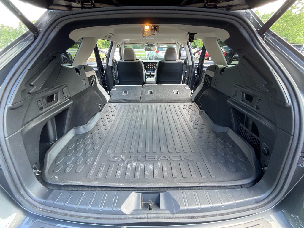 2020 Subaru Outback Image 40
