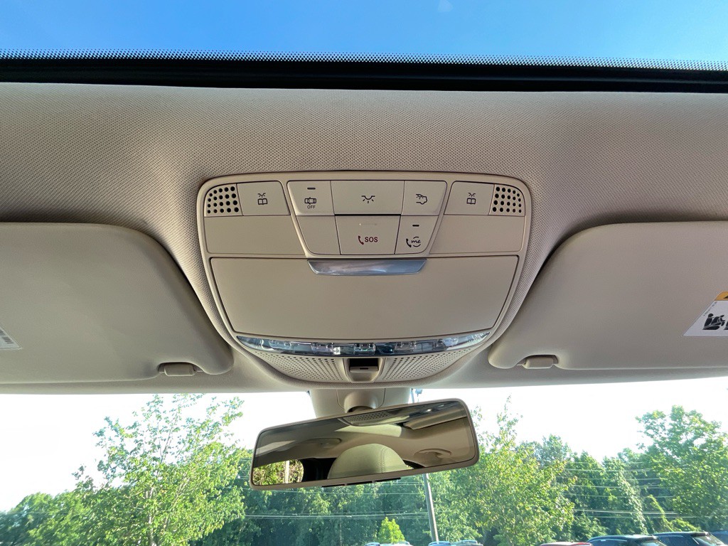2019 Mercedes-Benz C-Class Image 26