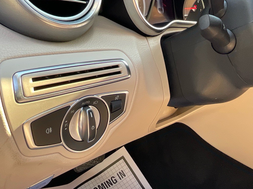 2019 Mercedes-Benz C-Class Image 43