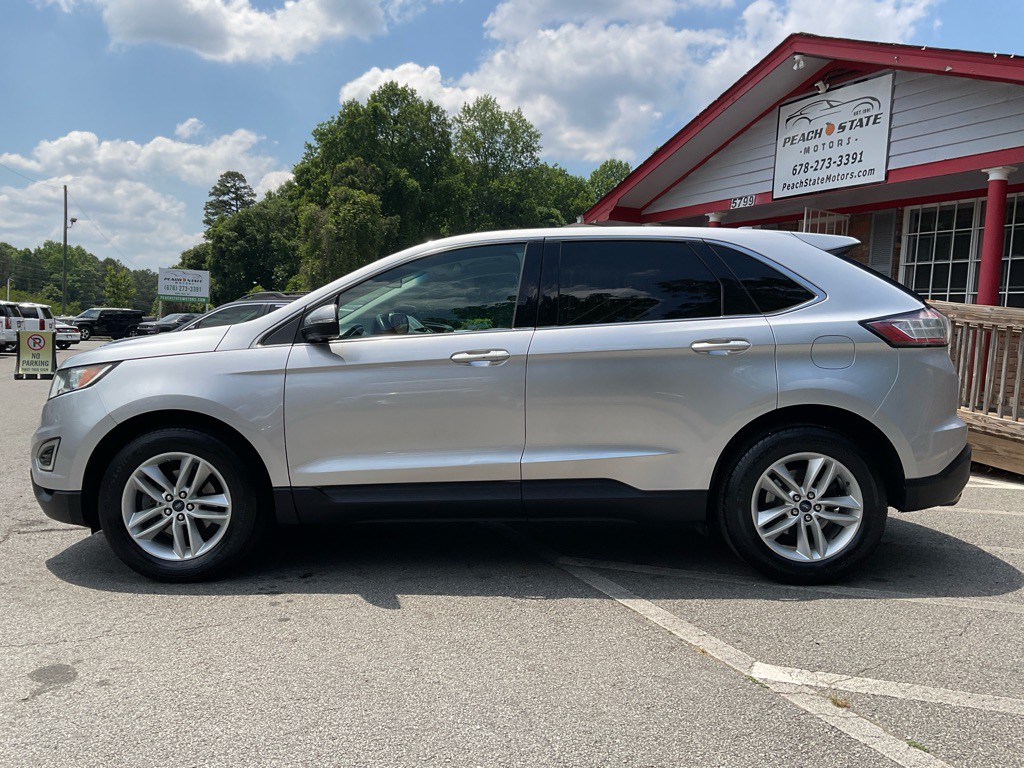 2017 Ford Edge Image 8
