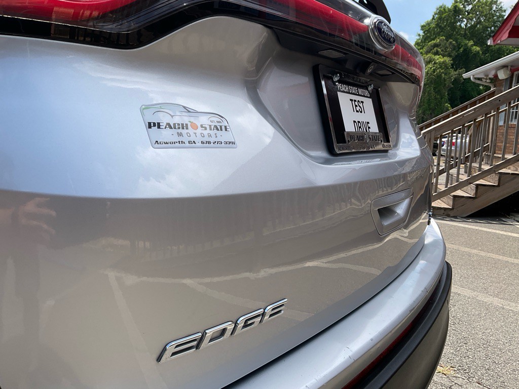2017 Ford Edge Image 9