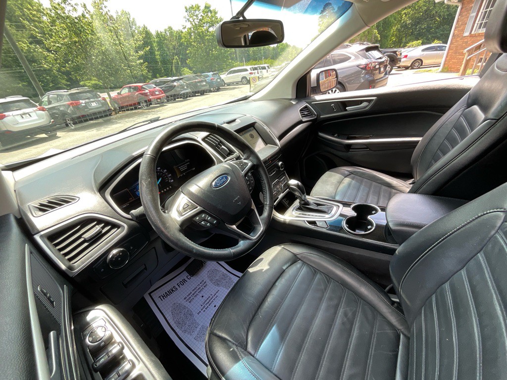 2017 Ford Edge Image 15