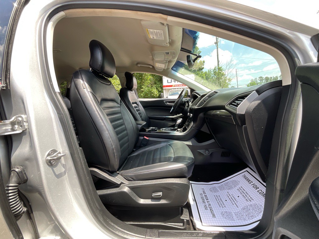 2017 Ford Edge Image 17