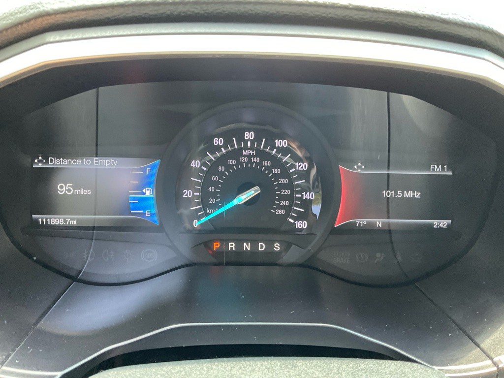 2017 Ford Edge Image 25