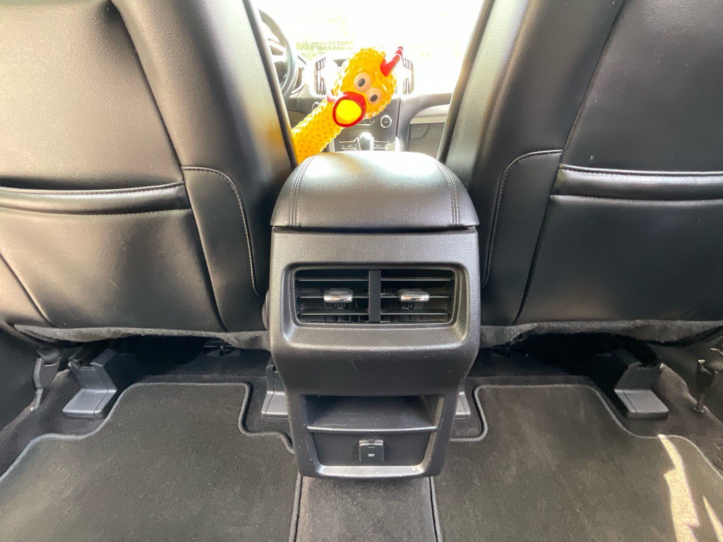 2017 Ford Edge Image 34