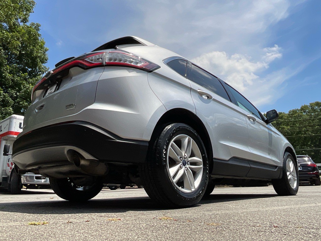 2017 Ford Edge Image 47