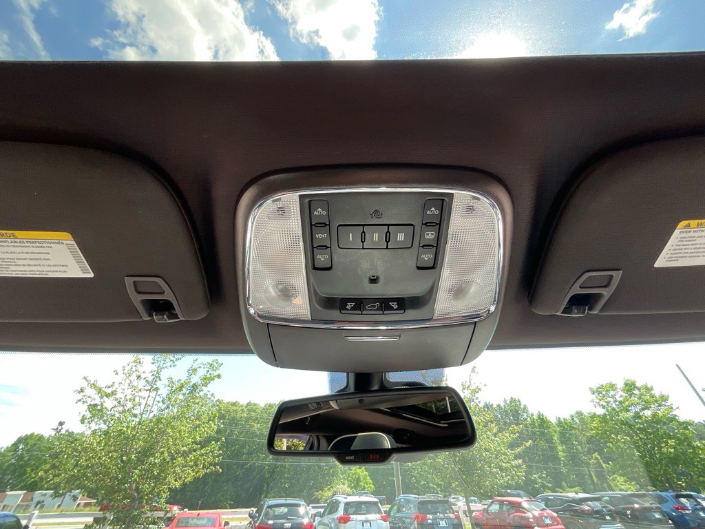 2015 Jeep Grand Cherokee Image 28