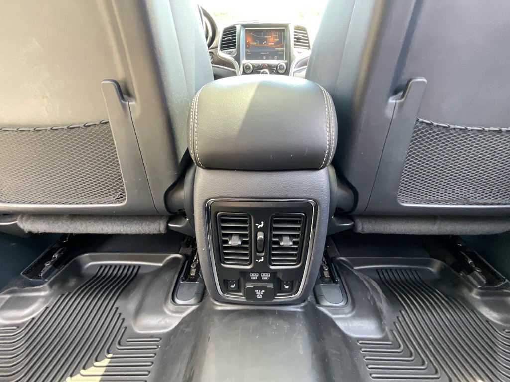 2015 Jeep Grand Cherokee Image 37