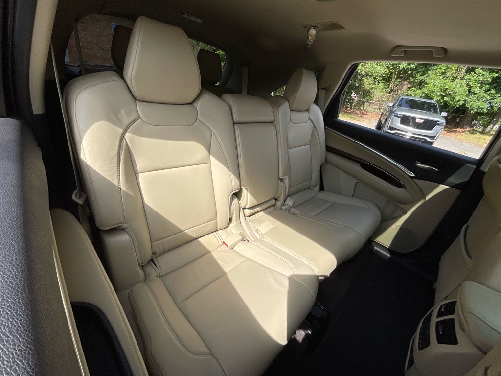 2017 Acura MDX Image 32