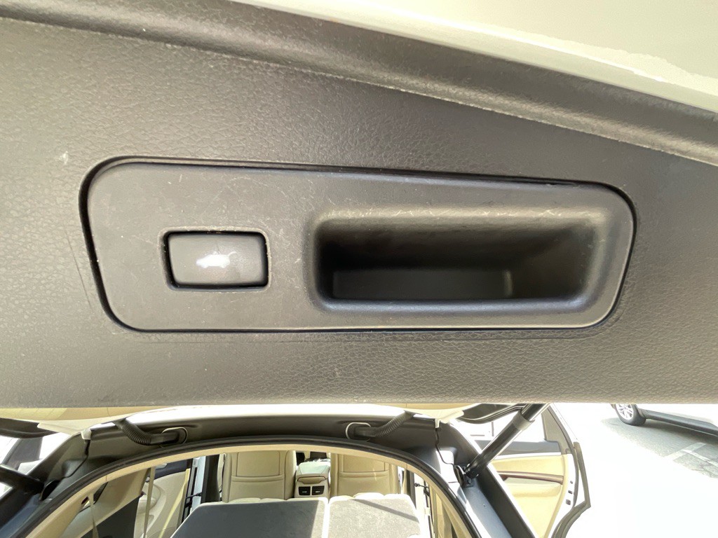 2017 Acura MDX Image 39