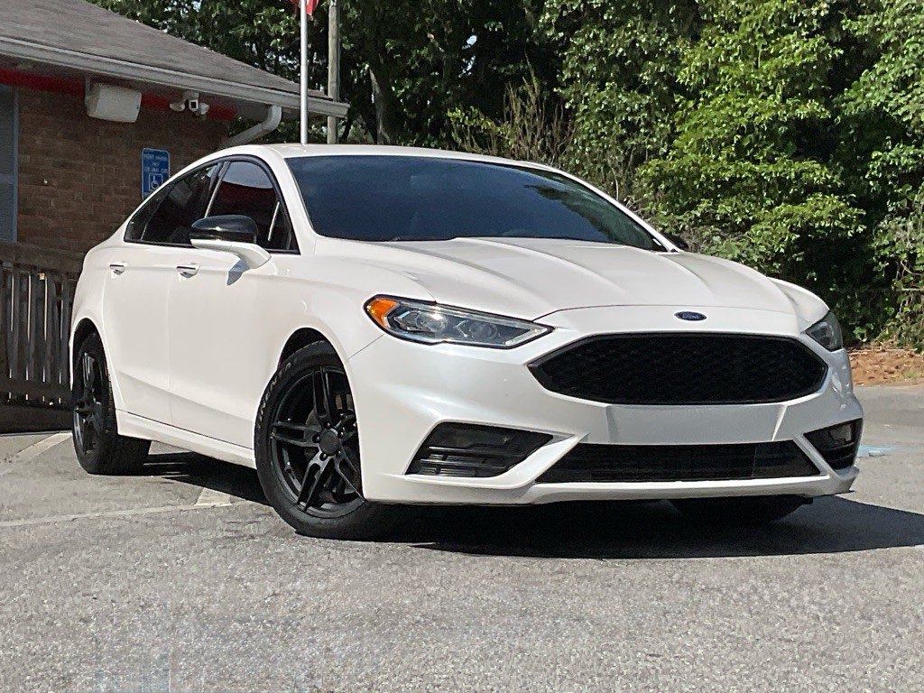 2017 Ford Fusion Image 3