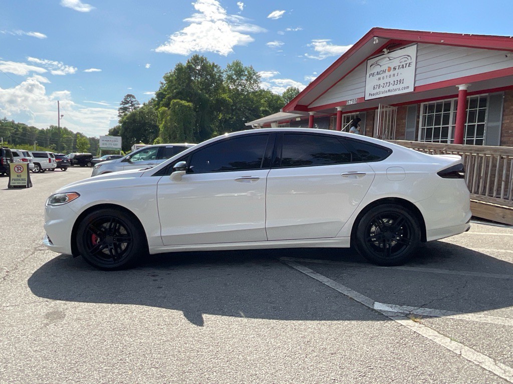 2017 Ford Fusion Image 8