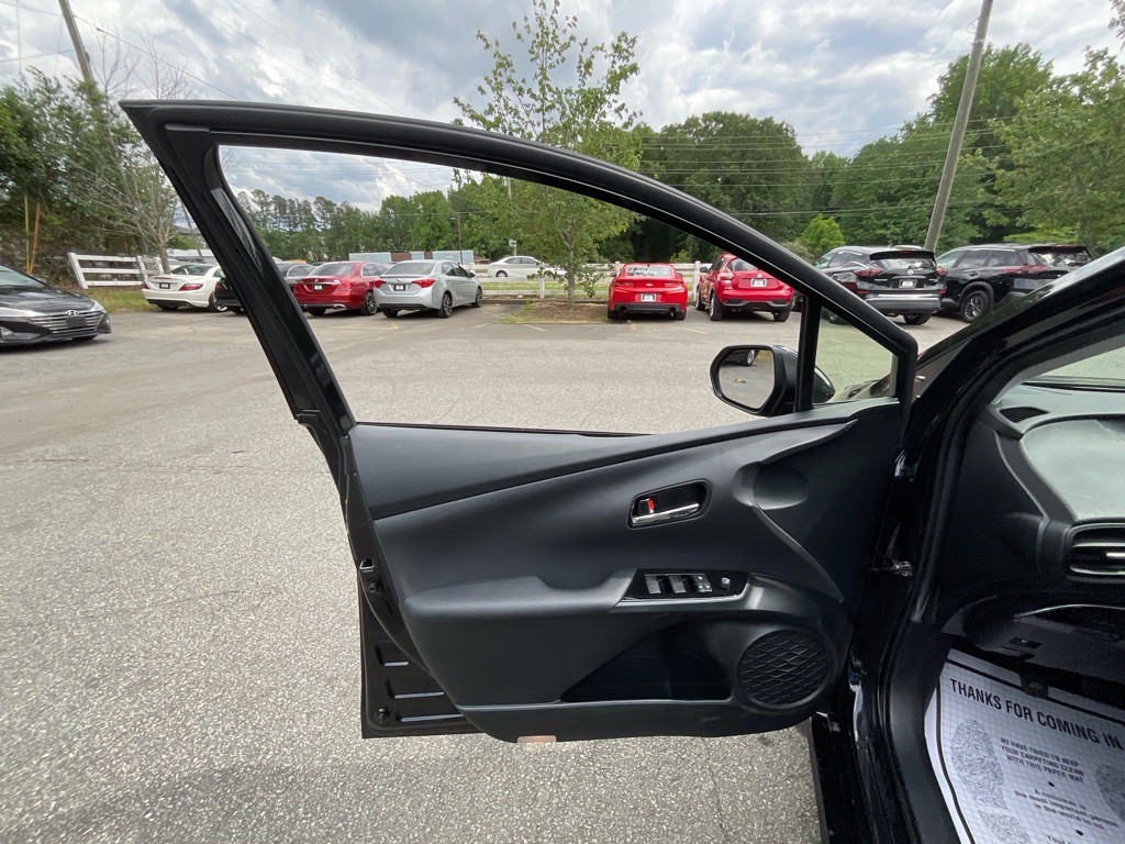 2021 Toyota Prius Image 39